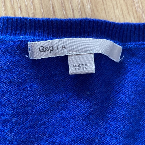 Gap sweater - Medium - Picture 2 of 5